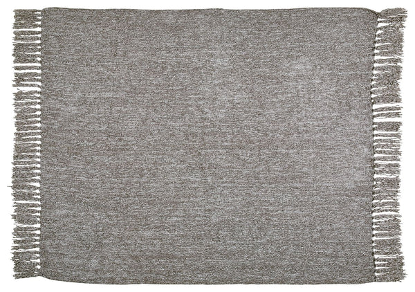  the woven texture and knotted fringe give it a homespun look that-'s relaxed and inviting.<br/><b