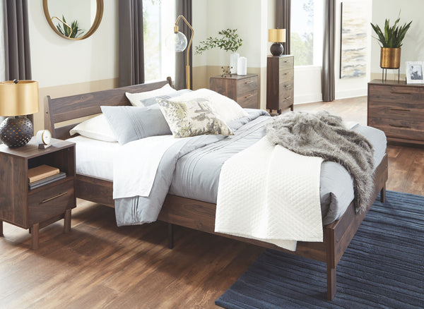 Calverson - Mocha - Queen Panel Platform Bed