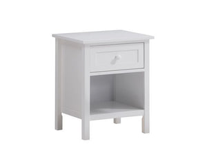 Keep our bedroom well organized with the Iolanda bedroom collection. The refreshing white finish makes it easy to style around and will give any room an instant upgrade. The bed features two storage drawers, convenient for not taking up any additional spa