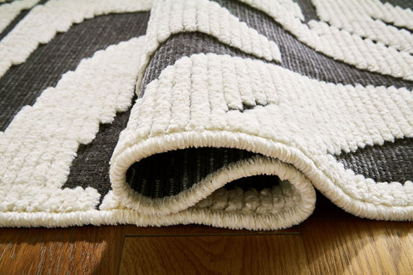 Thomwith - Black / Ivory - Large Rug