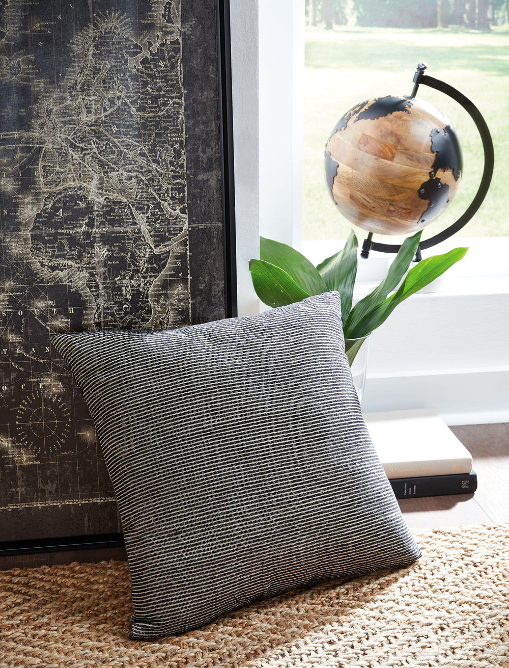 Add a crisp, clean aesthetic to your space with this pillow. Sure to please with its chic striped design, this pillow is simple yet striking. Whether in classic or contemporary settings, it elevates your space in a snap.<br/><br/><b>Product Features</b><u