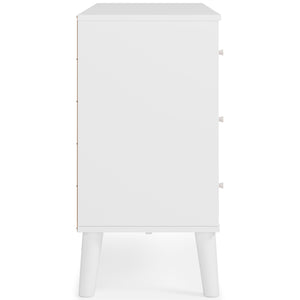 Piperton - Brown / White - Six Drawer Dresser - Vinyl-Wrapped