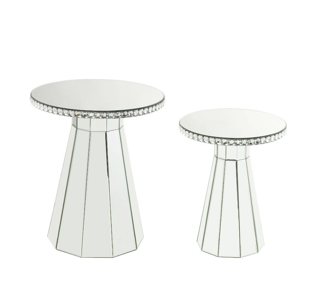 Show your confidence with some bold, shinning and modern glamour decorating ideas. The accent table creates a distinct look for your room areas and take your breath at first glance. Mirrored surfaces give it a luxe appeal while faux crystals inlay really 