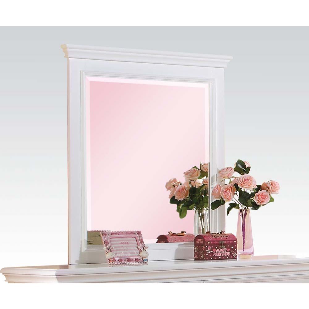 Rectangular Mirror<br/><br/><b>Product Features</b><ul><li>Case: 1Pc/1Ctn</li><li>Finish: White</li><li>Style: Modern & Contemporary</li><li>Materials: Wood, Mirror</li></ul><br/>