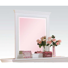 Rectangular Mirror<br/><br/><b>Product Features</b><ul><li>Case: 1Pc/1Ctn</li><li>Finish: White</li><li>Style: Modern & Contemporary</li><li>Materials: Wood, Mirror</li></ul><br/>