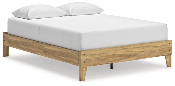 This queen platform bed puts the dream of a casual bedroom retreat beautifully within budget. A warm light brown finish over replicated hickory grain exudes a homey vibe. Itâ€™s a simply relaxed way to achieve the sanctuary of your dreams without needing 
