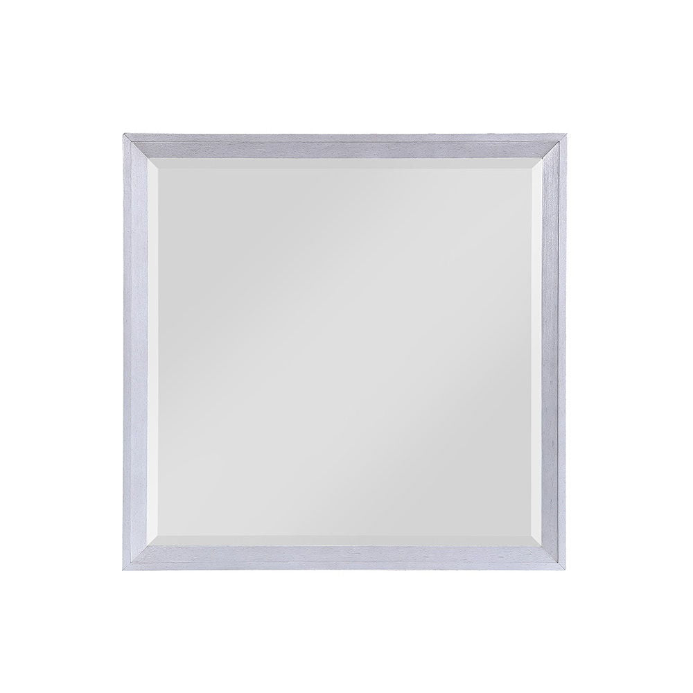 Mirror w/Beveled Edge â€¢ Shape: Square â€¢ Orientation: Horizontal (Landscape)<br/><br/><b>Product Features</b><ul><li>Case: 1Pc/1Ctn</li><li>Finish: White Oak</li><li>Style: Coastal</li><li>Materials: Wood, Wood Veneer, Composite Wood</li></ul><br/>
