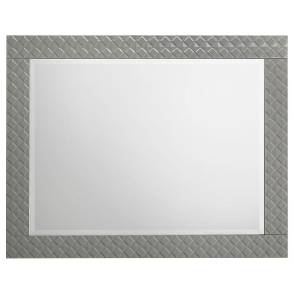  creating a cohesive look. This mirror features a sturdy