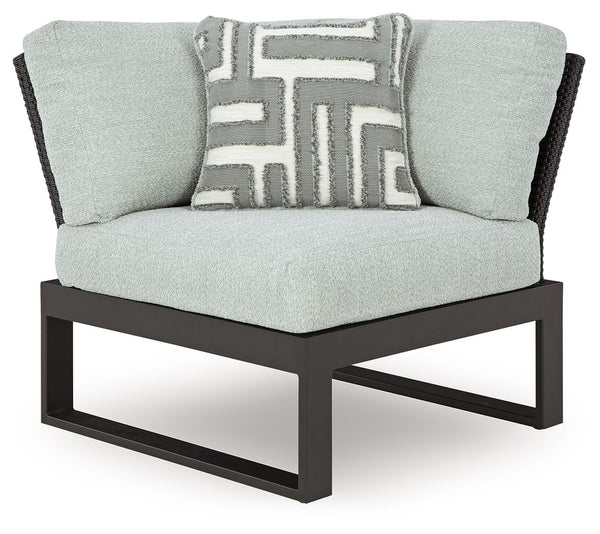 Beachloft - Black / Gray - 5-Piece Outdoor Sectional