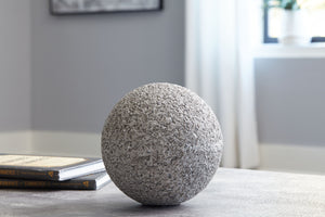  it exudes a relaxed flair that-'s sure to complement your good taste.<br/><br/><b>Product Features</b><ul><