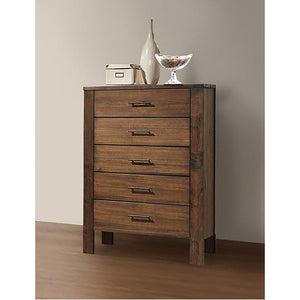 The Merrilee chest features 5 drawers with oak finish. All drawers have English dovetail and antique brass metal hardware, offers you plentiful storage with spacious drawers.<br/><br/><b>Product Features</b><ul><li>Wooden Frame & Straight Leg</li><li>Case