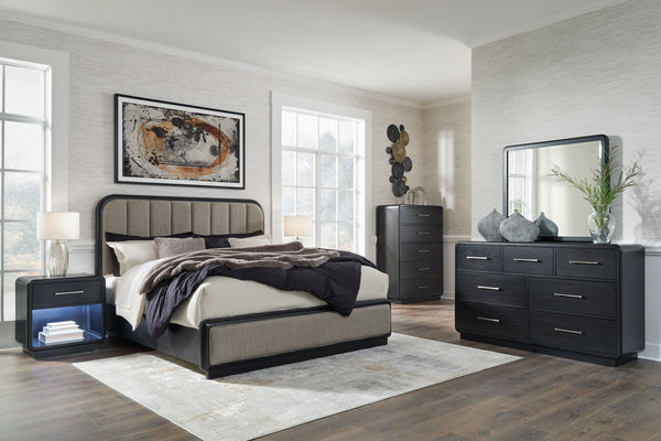 Rowanbeck - 5 Pc. - Dresser, Mirror, Chest, California King Upholstered Panel Bed - Gray / Black