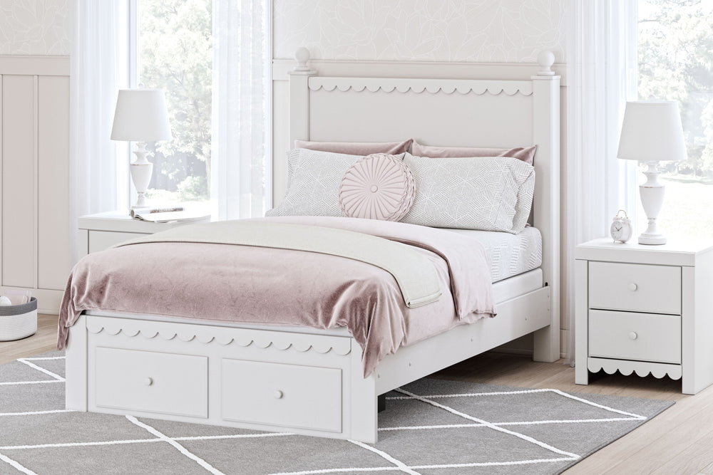 Make morning or bedtime that much more magical with this full panel storage bed. Charmingly cute with its scalloped detailing, it appeals to both her sense of playful whimsy and your love for modern design. Drawers in the footboard provide handy storage f