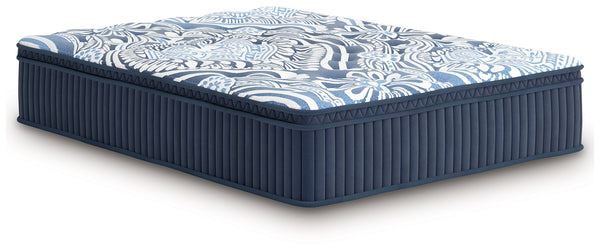 Reap the benefits of restorative sleep with the plush feel of this Euro Top king mattress. Layers of cushioned comfort, including memory foam, quilt foam and latex, conform to your body to relieve pressure points. Snoozing side-by-side with a partner or p