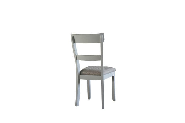  this set will provide ultimate sophisticated dining experience. Elegant silhouette