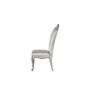  this beautiful chair features Queen Anne legs and carved apron and trim