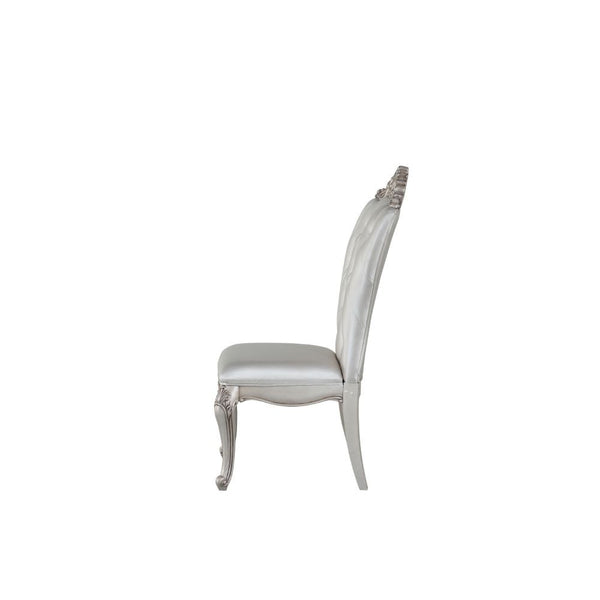  this beautiful chair features Queen Anne legs and carved apron and trim