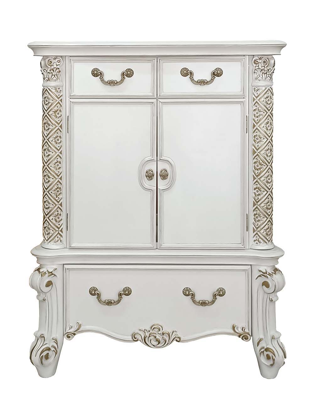 Dream happily-ever-after in a fairy-tale-inspired bed you have aspired to own all your life. This Vendom PU upholstered bed glints stylishly with its crystal-like button tufting and nailhead trim, elegant hand-brushed gold is paired with an antique pearl.