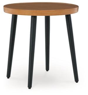 This outdoor end table recalls the aesthetics of nature to bring an inviting, high-style feel to your patio or lanai. Made of aluminum with a wood look tabletop, it combines beauty and longevity. Worried about the weather? Donâ€™t sweat itâ€”the durable d