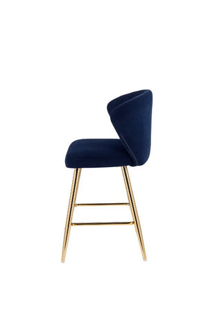  with added footrest for optimal comfort. Upholstered 