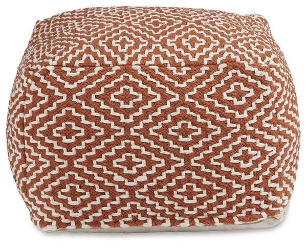 Brynnsen - Rust / Ivory - Pouf
