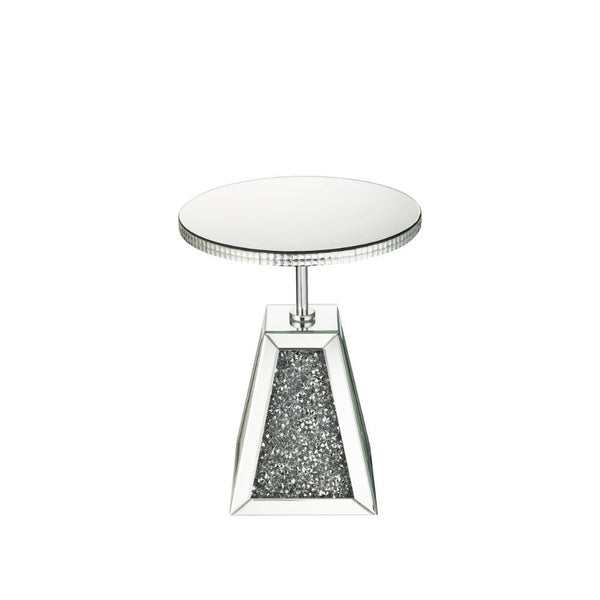 The Noralie occasional table is perfect for your modern grace home. This mirrored faux diamond pedestal features an elegant twist base. Place a lamp or plant on the rounded surface. Use in any room to enhance your dÃ©cor.<br/><br/><b>Product Features</b><