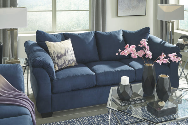  this set is the ideal merger of modern flair and classic staying power. <h4><b>Darcy - Blue - Sofa</b></h4> <tab