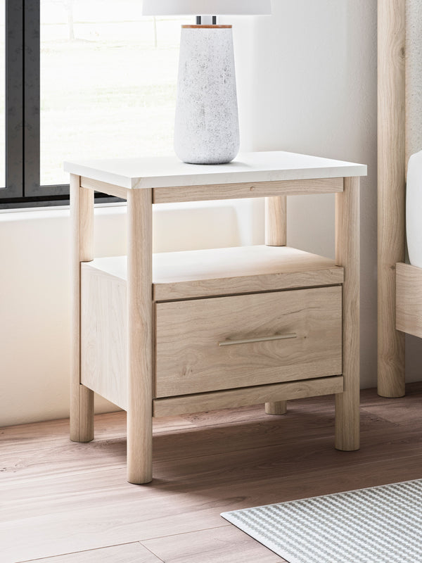  it exudes a minimal and sophisticated boho style. Built-in lighting and charging capabilities add simplicity and ease to your everyday tasks. Tailor your space an