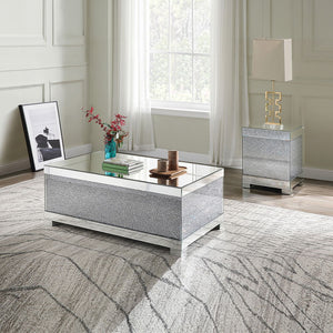  Square End Table â€¢ NO Storage â€¢ Features: Mirrored Top