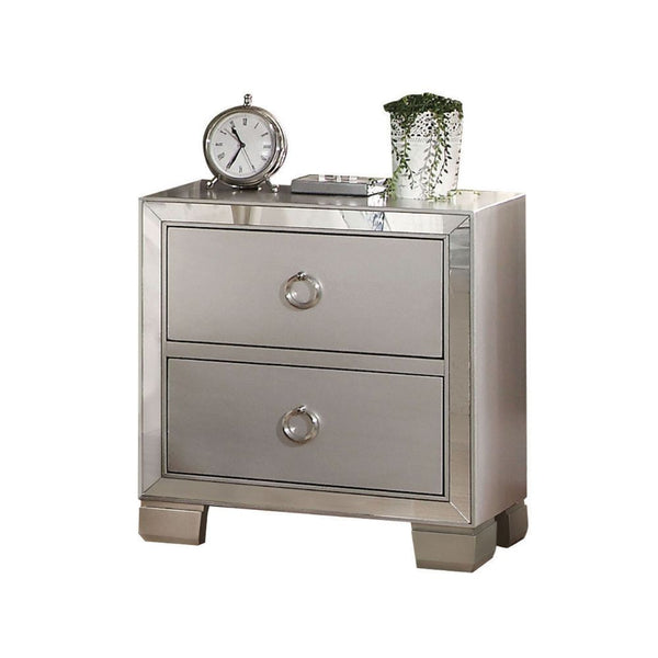 2 Drw Drawer: GLIDE Center Metal (Ext 2/3), DT French Back Only (Corner Block), Felt-Lined Not Included Mirror Trim: Front Case Wooden Tapered Leg: 4-" x 4-" x 3-" (110 x 100 x 70mm) Construction Wood Case-Leg: Mirrored Trim, Panels PB, Moldings: Wood (Rb