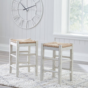  this charming stool completes your dining space with ease. The woven seagrass seat and wood stretchers c
