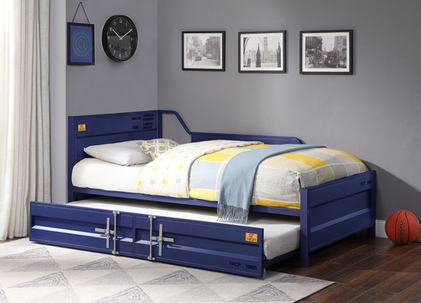  Features: Metal Frame