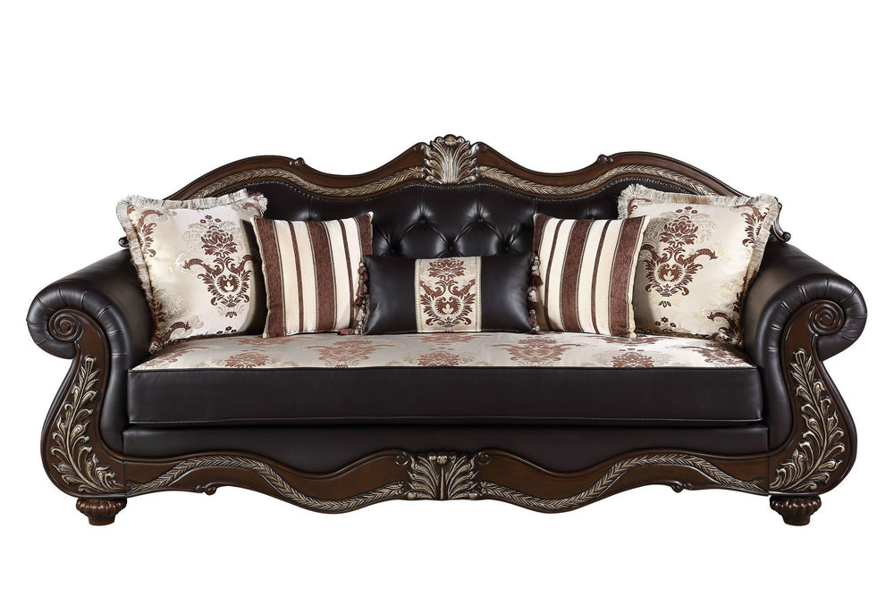 The Royal Classics Maximus Living Room Sofa blends heirloom-quality craftsmanship with timeless elegance, making it a luxurious addition to any refined living space. Expertly crafted from solid pine and adorned with premium polyurethane carvings, this sof
