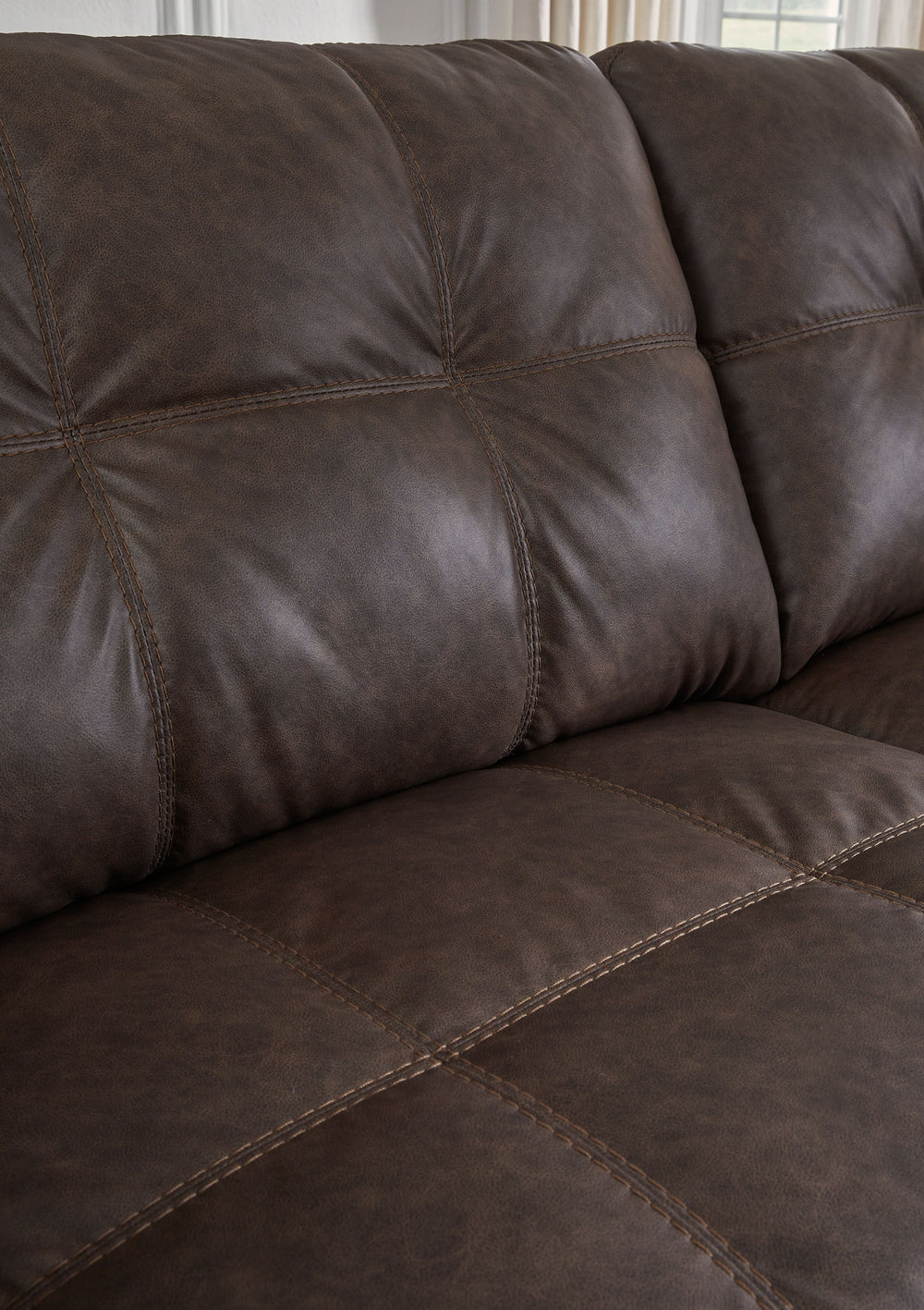 Everyday comfort meets versatile style in this sectional. The handsome hue of the goes-with-anything faux leather takes away the stress of styling, expertly pairing with your existing aesthetic. From kicking back on the weekends to relaxing post-work, liv