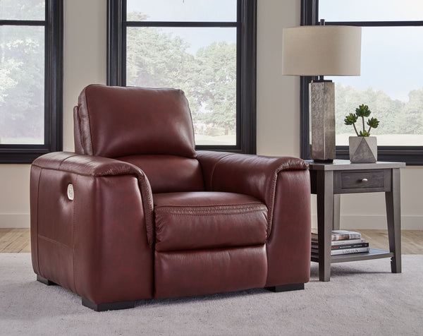  supple leather and perfectly matched faux leather upholstery in garnet. Sink into the seating area and cater to your comfort with one-touch power