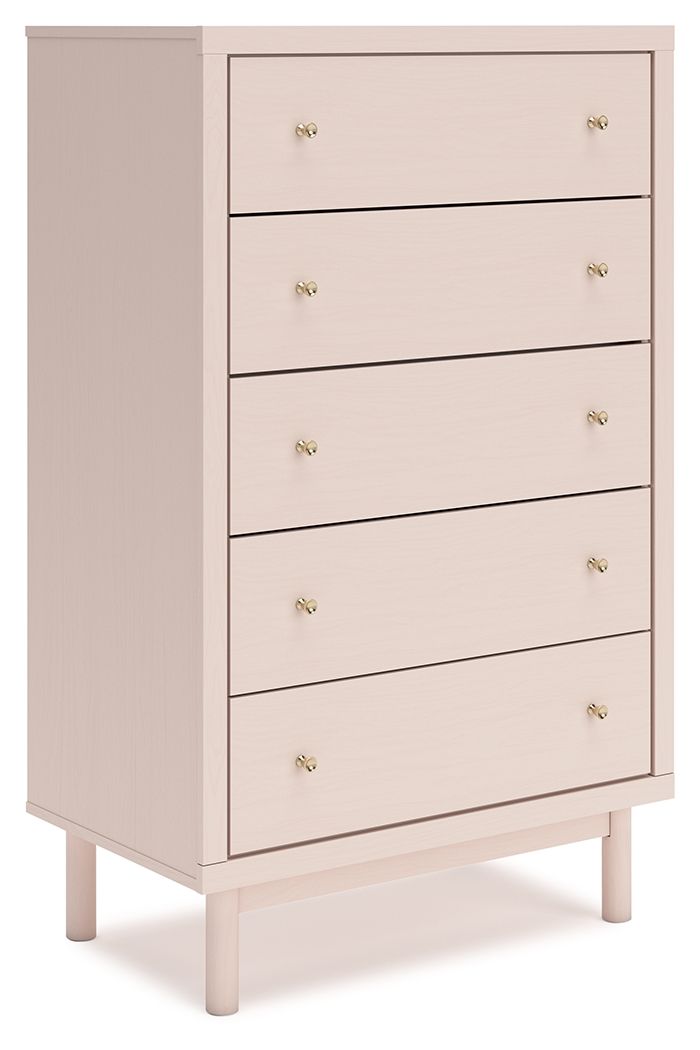 Pretty in pink. This chest of drawers keeps the spirit of your homeâ€™s modern aesthetic while suiting all your young oneâ€™s needs. Its subtle blush finish brings a playful, charming vibe to organizing clothes and other essentials. Made for her and style