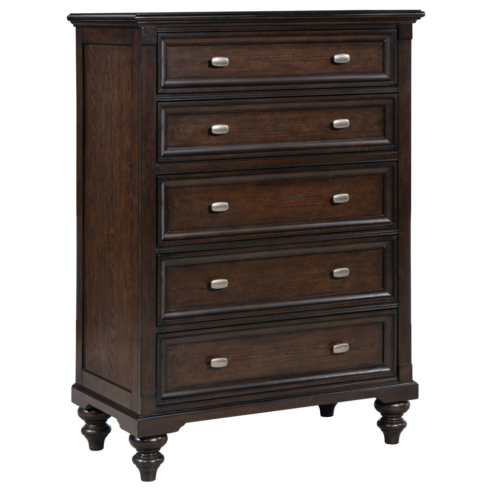 This five-drawer chest of drawers offers a classic design with plenty of storage space for your wardrobe. The dark oak finish highlights the rich texture of the wood, while the gunmetal hardware adds a subtle, modern contrast. Each drawer is fitted with m