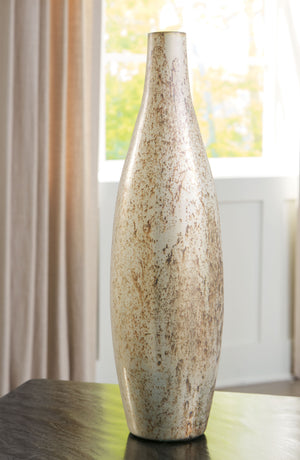  or accentuate it with your favorite flowers.<br/><br/><b>Product Features</b
