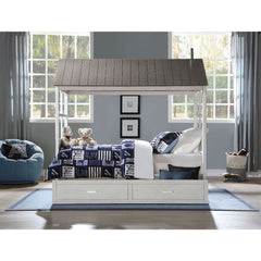 In addition to the fabulous Tree House II bed, its matching trundle also offers a stylish look. The lower trundle can hold a mattress for additional guests or could be used as a drawer for additional storage spaces. Convenient and flexible, this trundle w