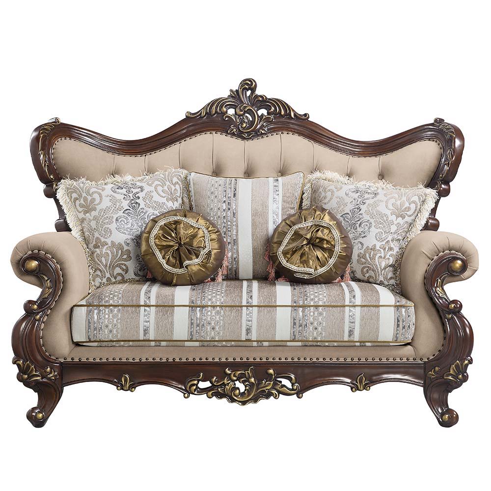 Embrace the essence of lavish living into your home with this Ragnar sofa. Highlighting detailed carvings that naturally follow with the elegant curves of the rolled arms that make a transition to the wood-trimmed arched backrest which features a camel hu