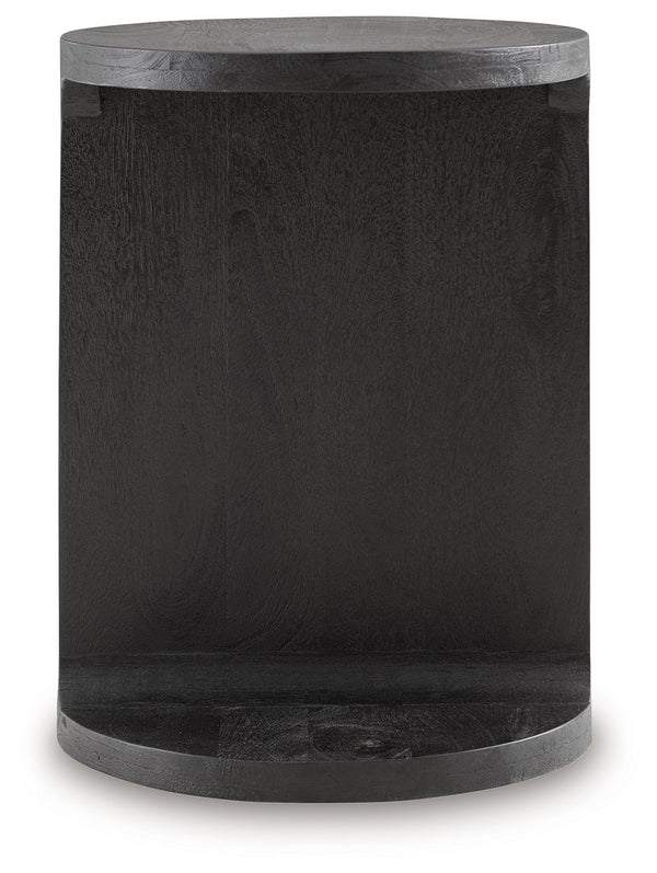  its iconic -"I-" silhouette emphasizes your impeccably good taste. The search for simple