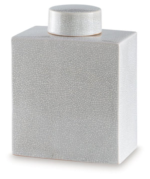 Crafted with an off-white crackle effect, this ceramic jar has a classic, antiqued feel well-fitted to new traditional spaces. Whether it-'s adding a finishing touch to your dining room or den, the accent piece brings dimensionality to your decor.<br/><br