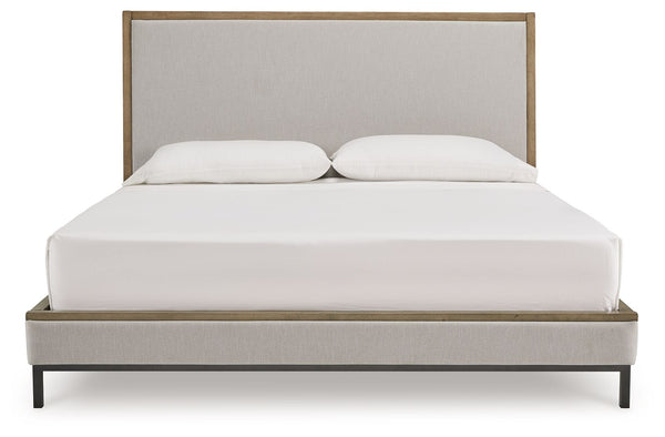 Tomtyn - Light Brown - Queen Upholstered Bed