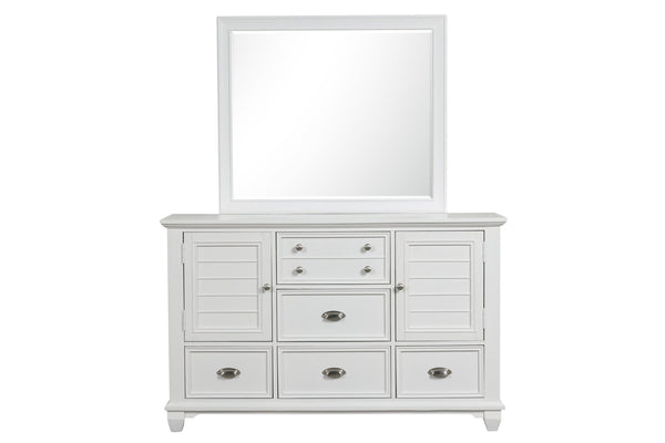  designed to complement any bedroom decor. Expertly crafted from solid Acacia