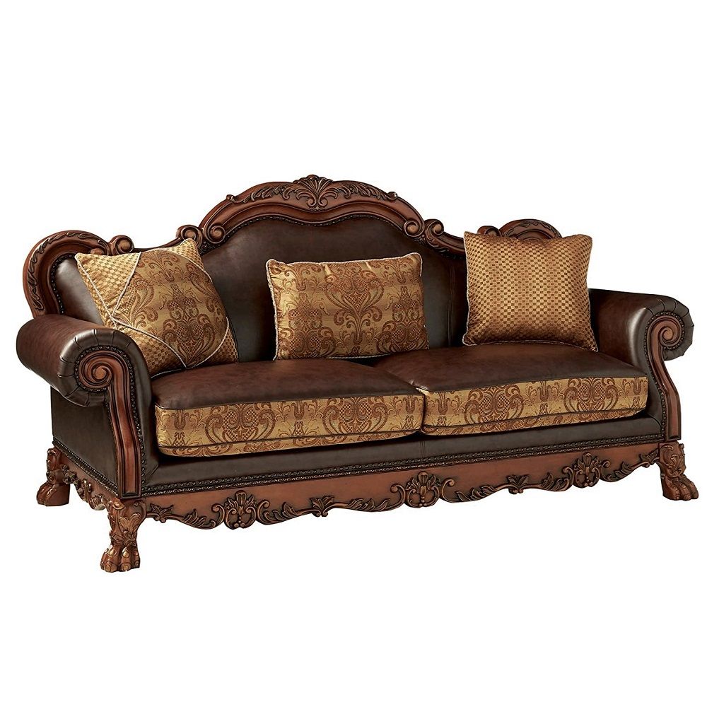 The Dresden traditional collection reflects highly decorative details, oversized claw feet and decorative trim, rolled arms and carefully selected upholstery in a symphony of material. This collection will be the showpiece of your living room environment.