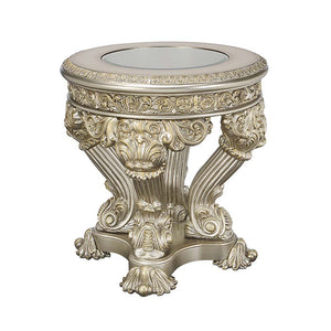 Lavish and grand, the Danae coffee table offers the right amount of wow factor that your living space needs to create a classy home. The antique white and gold finish enhances the ornate carvings on the base and apron of the table. Display books and decor