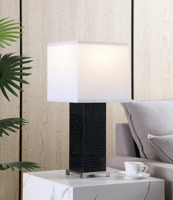  this contemporary lamp delivers a sharp