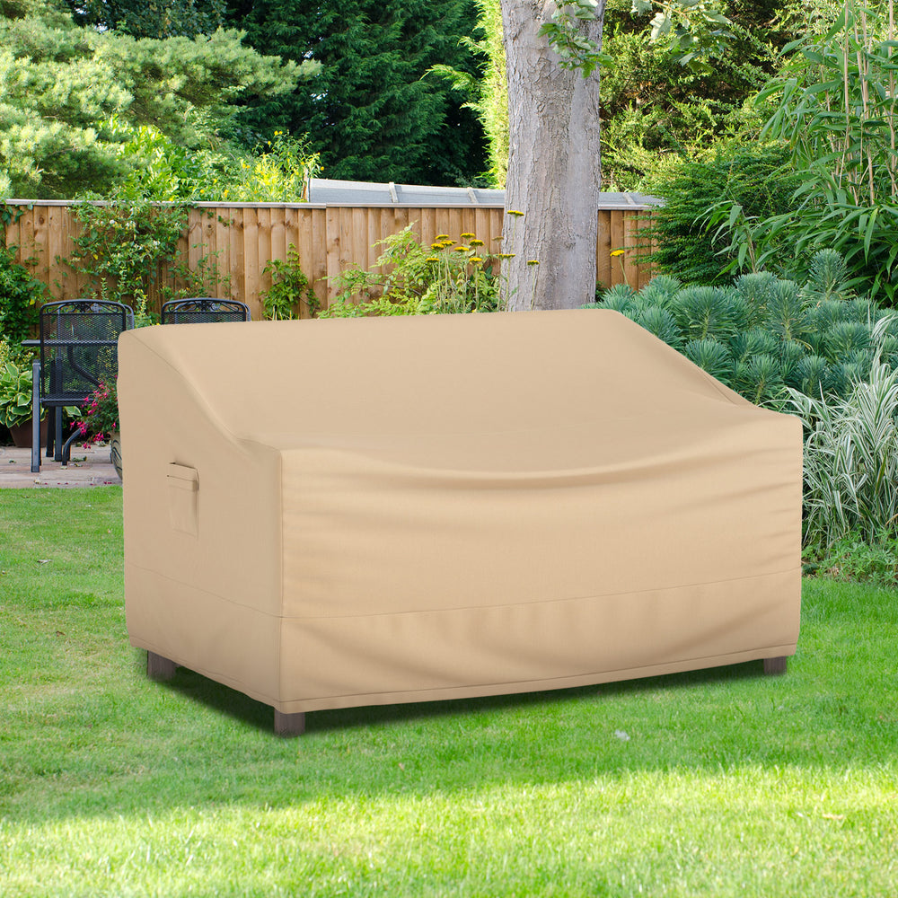 Made of premium polyester fabric with PU coating<br>Resist to all kinds of weathers  whether itâ€™s rainy or sunny<br>Protect the patio table set from sunlight and water<br>Reinforced stitches for longer service life<br>Large handle for easy removal of th
